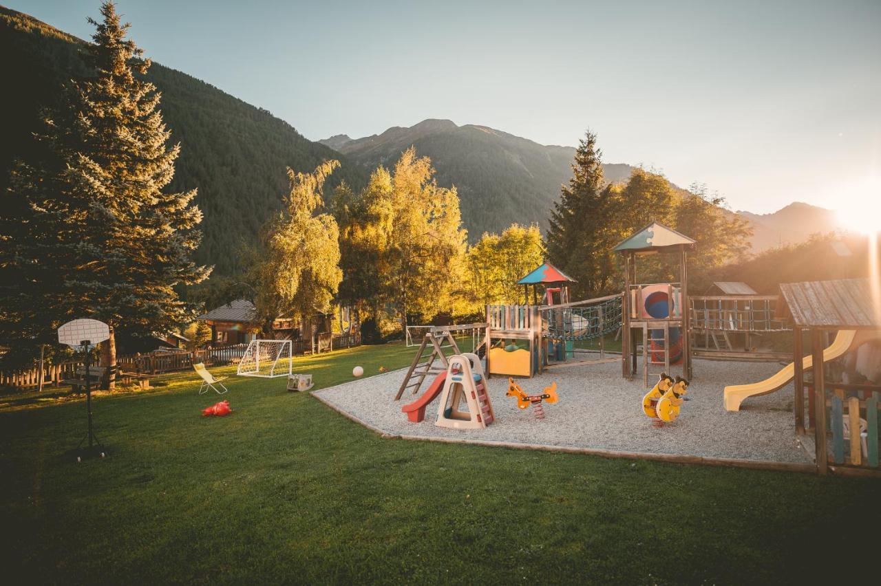 Familienhotel Replerhof Mit Kinderbetreuung Prägraten Eksteriør billede